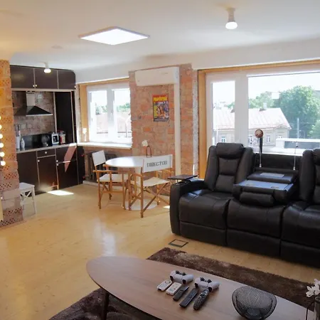 Mini Cinema & Movie With Ps5 里加