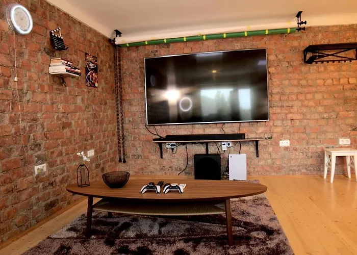 Mini Cinema & Movie With Ps5 Apartment Riga