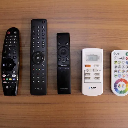 Mini Cinema & Movie With Ps5 Apartment